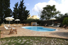 2 bedrooms appartement with shared pool furnished terrace and wifi at Paceco 3 km away from the beach